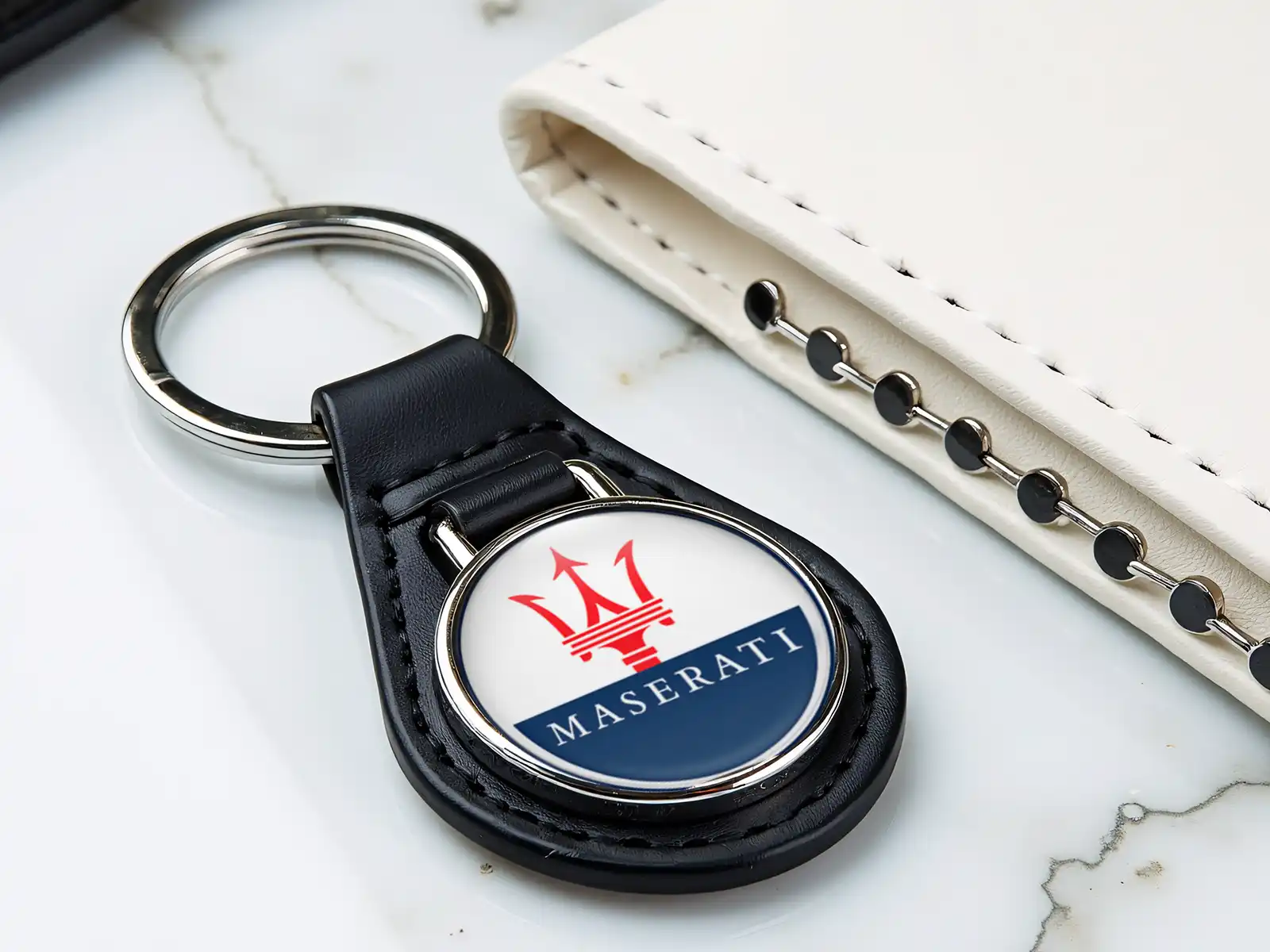 Maserati Llaveros Personal Foto Duradera Borde Diseño
